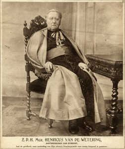 107107 Portret van Henricus van de Wetering, geboren 1850, aartsbisschop van Utrecht (1895-1929), overleden 1929. Ten ...